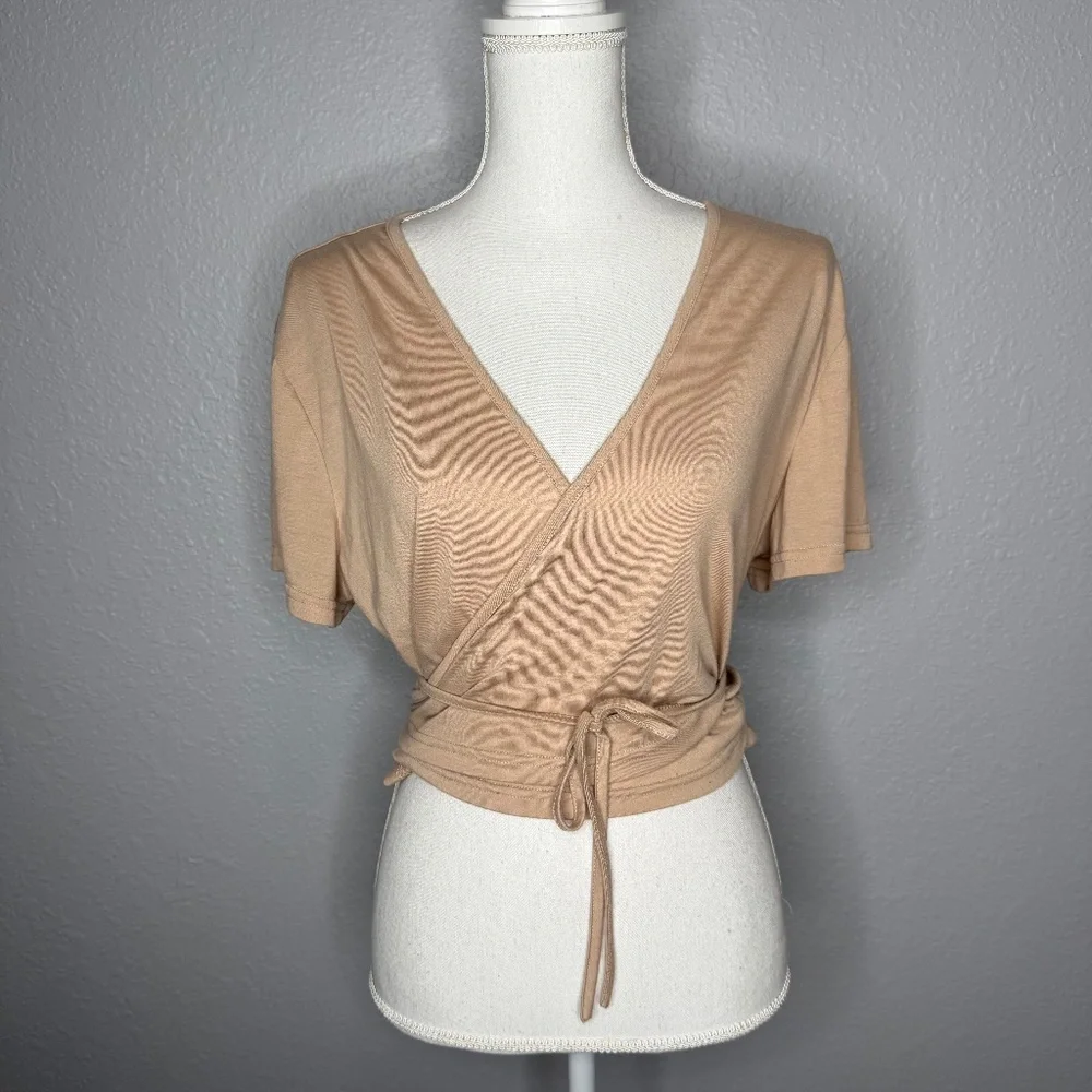 Women's Beige or light brown Shein V-neck wrap crop‎ top Size 2XL